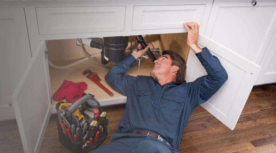 Expert burst pipe repair services in Fort Pierre, SD